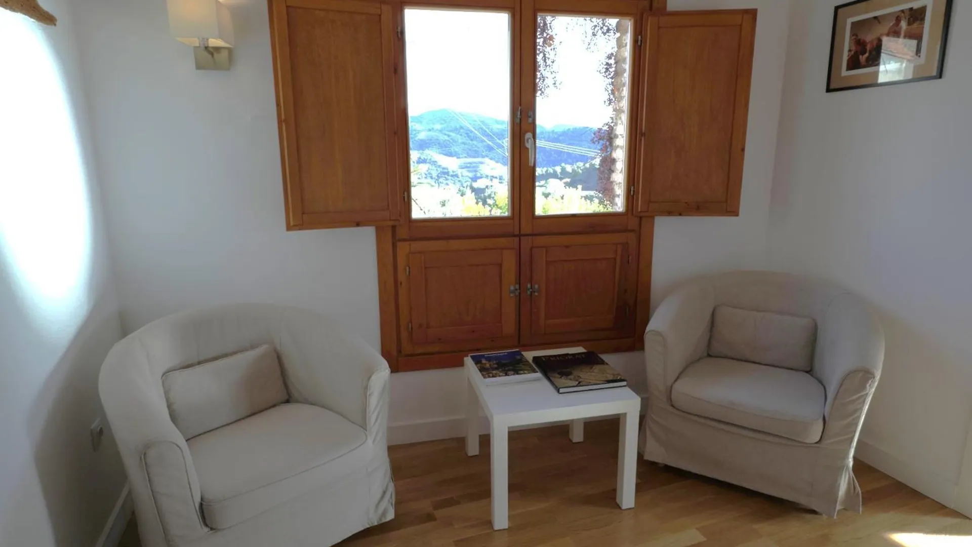 Clos Figueras Gratallops Bed & Breakfast